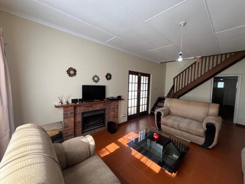 4 Bedroom Property for Sale in Cambridge West Eastern Cape